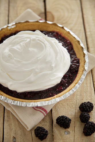 Ten Minute Blackberry Cream Pie Thumbnail