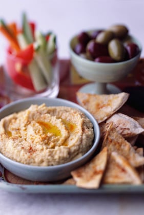 Hummus with Pita and Vegetables Recipe
