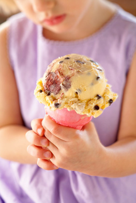 Homemade Cherry-Chocolate Chip Ice Cream Thumbnail