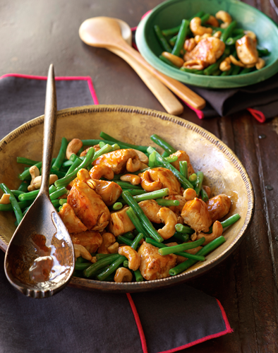 Stir-Fried Chicken with Green Beans and Cashews Thumbnail