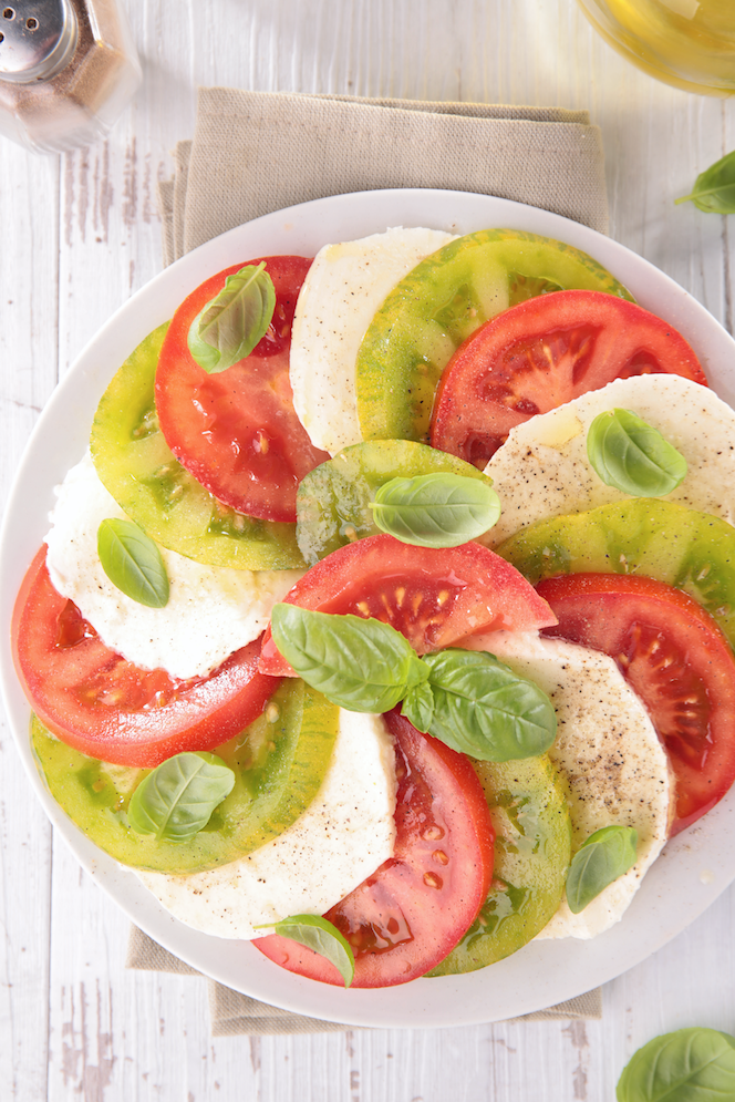 Fresh Summer Tomato Salad Thumbnail
