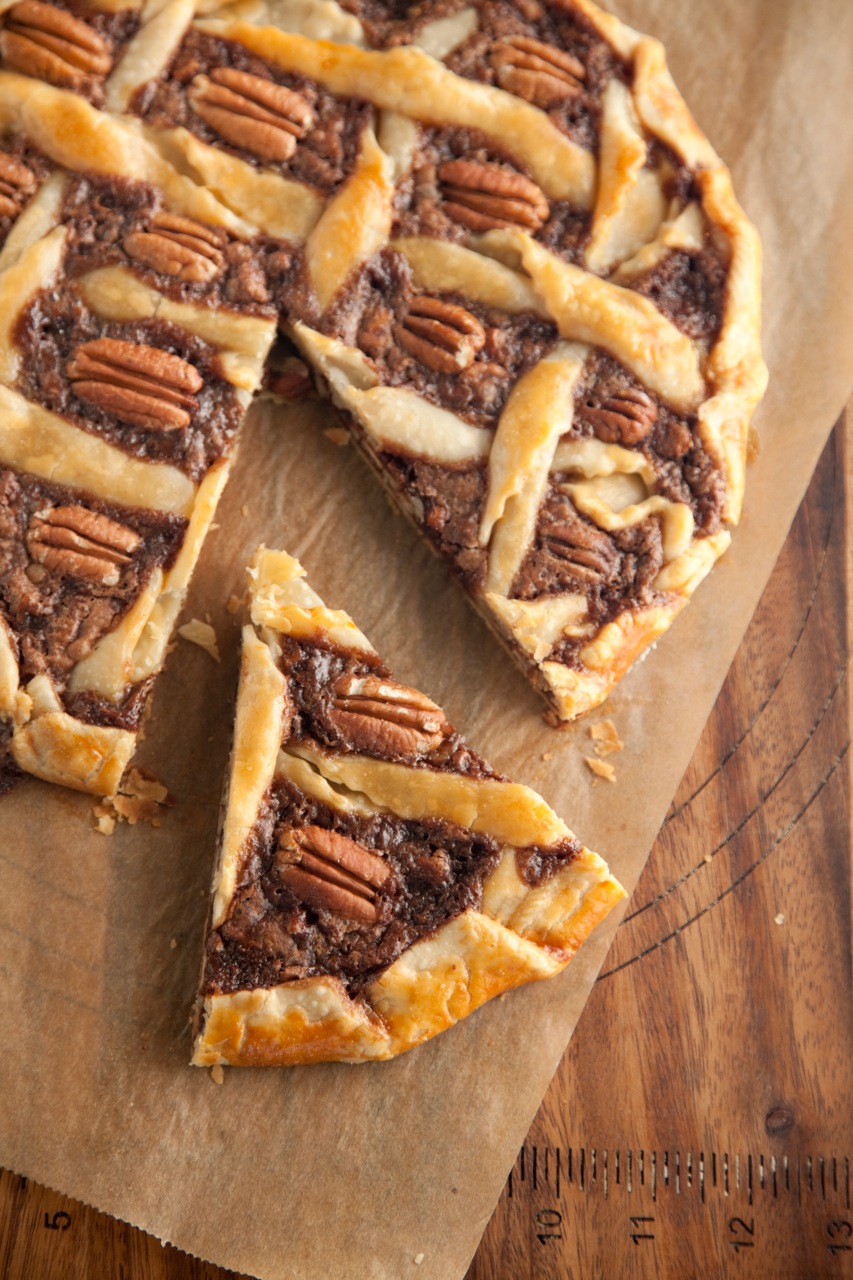 Rustic Chocolate Pecan Tart Thumbnail