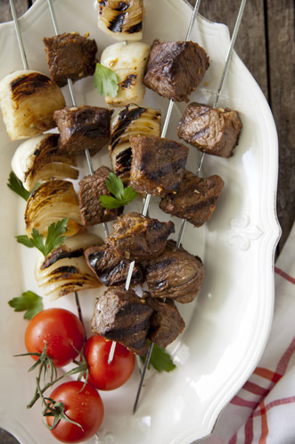 Grilled Boneless Sirloin and Vidalia Onion Skewers Thumbnail