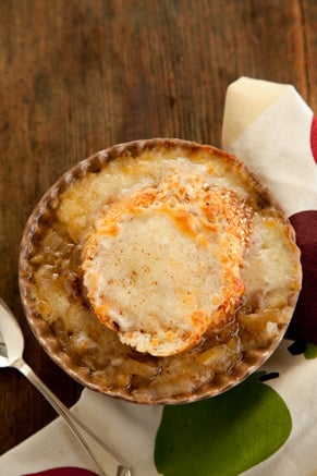 Slow Cooker Apple Onion Soup with Cinnamon Cheese Toast Thumbnail