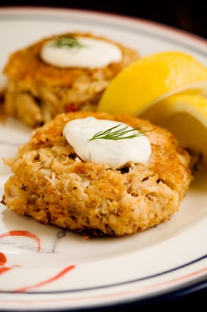 Crab Cakes with Lemon-Dill Sauce Thumbnail