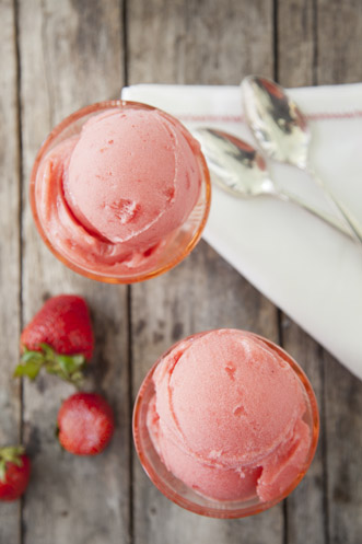 Fresh Strawberry Sorbet Thumbnail