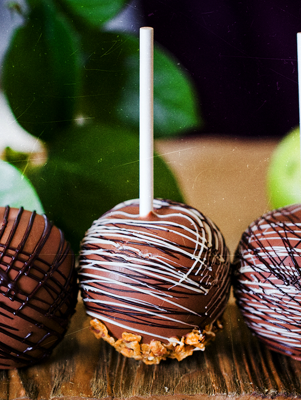 Chocolate Dipped Apples Thumbnail