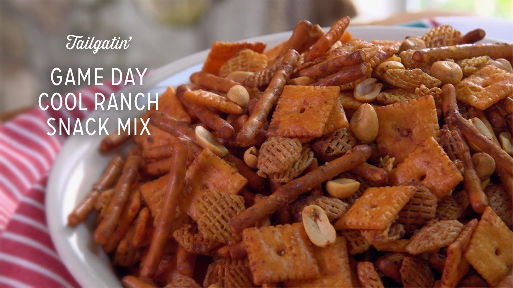 Double Coverage Game Day Snack with Cheez-It Crunch'd - Three Different  Directions