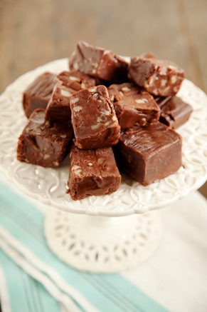 Enlightened Chocolate-Almond Fudge Recipe