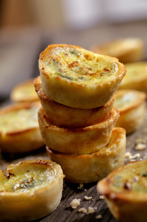 Mini Artichoke and Gruyere Quiche Thumbnail