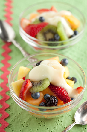 Fresh Fruit Salad with Creamy Custard Recipe