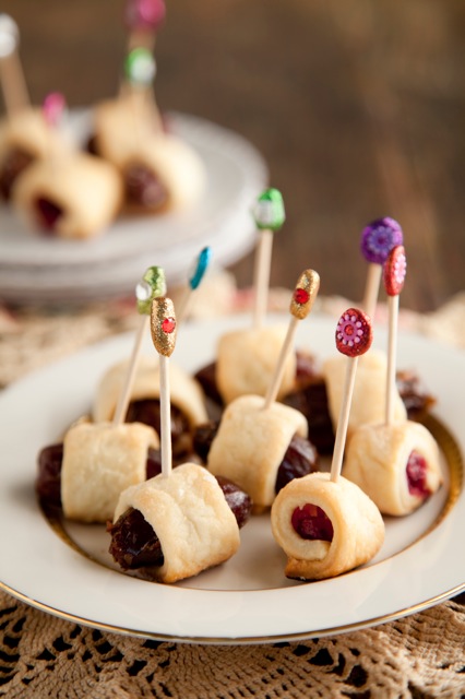 Cranberry and Date Roll Ups Thumbnail