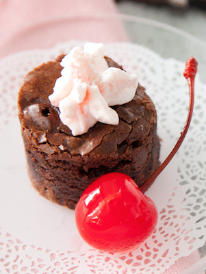 Fudge Brownie Bites with Cherry Mousse Recipe