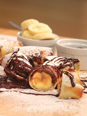 Air Fryer Banana-Nutella Egg Rolls Thumbnail