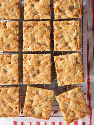 Caramel Apple Blondies Thumbnail