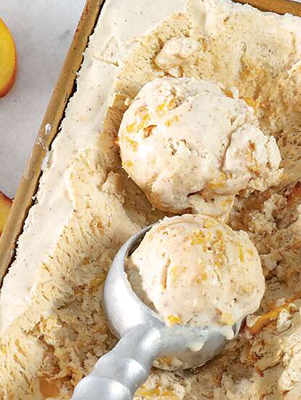 No-Churn Caramelized Peach Ice Cream Thumbnail