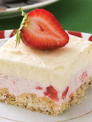 Frozen White Chocolate-Strawberry Squares Thumbnail