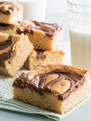 Chocolate-Hazelnut Blondies Thumbnail